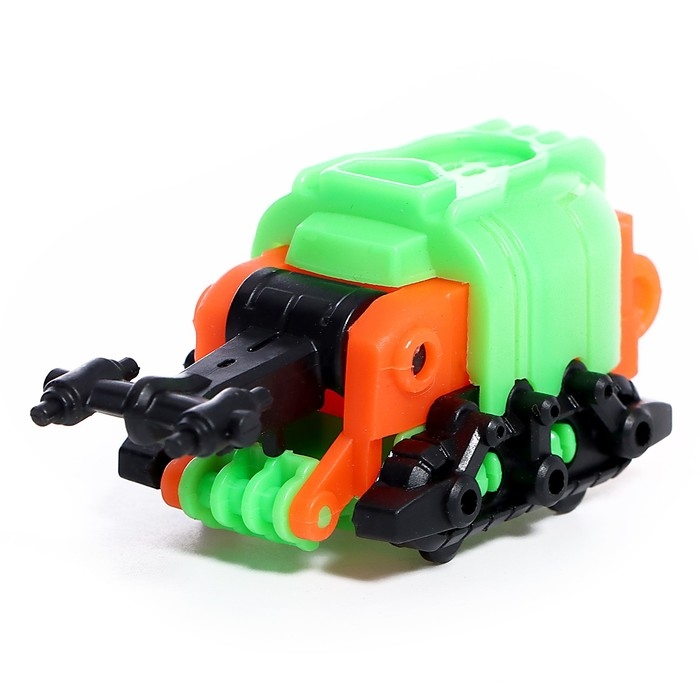 Набор роботов «Насекомые», 5 трансформеров, собираются в 1 робота Набор роботов «Насекомые», 5 трансформеров, собираются в 1 робота