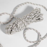 Шнур витой, d = 8 мм, 9 ± 1 м, цвет серебряный Шнур витой, d = 8 мм, 9 ± 1 м, цвет серебряный