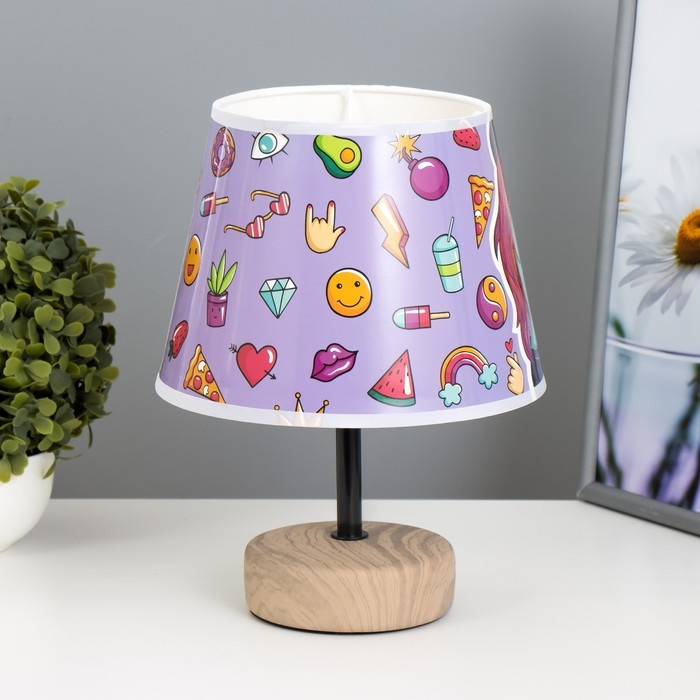 Настольная лампа "Девушка" Е14 15Вт 20х20х27 см RISALUX