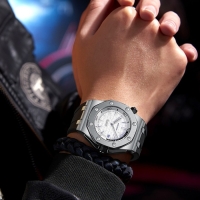 Часы наручные кварцевые мужские, d-4.2 см, водонепроницаемые Часы наручные кварцевые мужские, d-4.2 см, водонепроницаемые