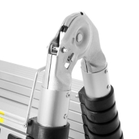 Стремянка-лестница телескопическая ТУНДРА, раскладная, алюминиевая, 2.5 х 2.5 м Стремянка-лестница телескопическая ТУНДРА, раскладная, алюминиевая, 2.5 х 2.5 м