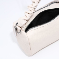 Сумка-багет на молнии, цвет молочный Сумка-багет на молнии, цвет молочный