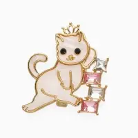 Брошь "Кошечка" в короне, бело-розовая в золоте