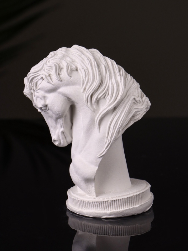 Фигура "Конь " 9х6 см,натуральный