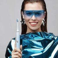 Электрическая зубная щетка звуковая PETB 0701 TC