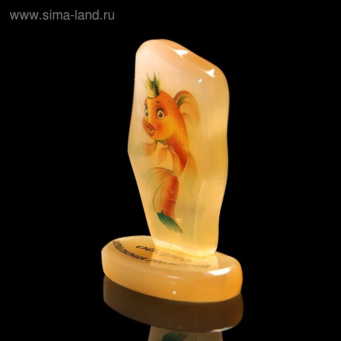 Оберег &laquo;Рыбка - исполнения желаний&raquo;, на подставке, селенит