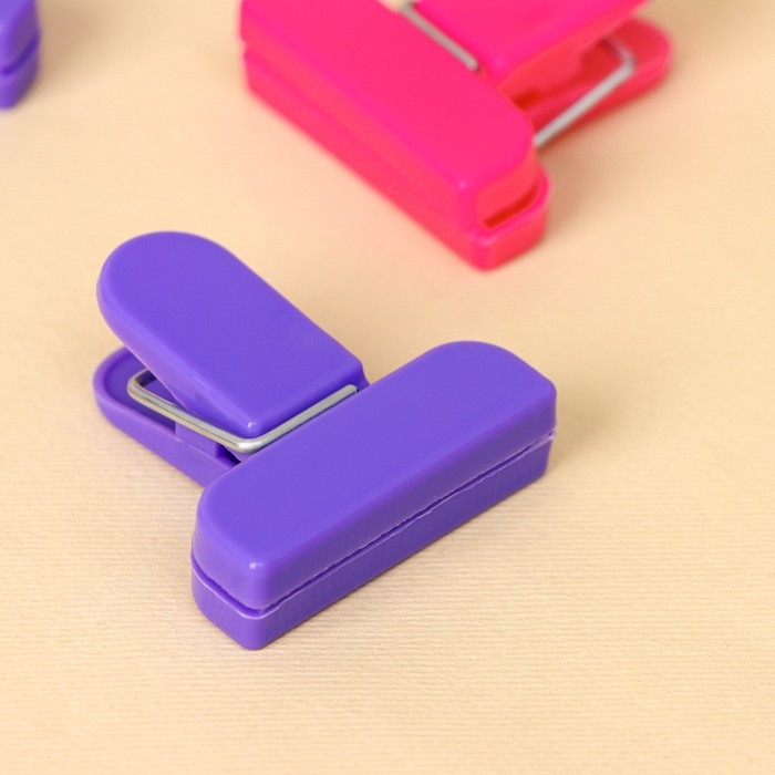 Набор зажимов для пакетов, 4&times;1,7 см, 4 шт, цвет МИКС