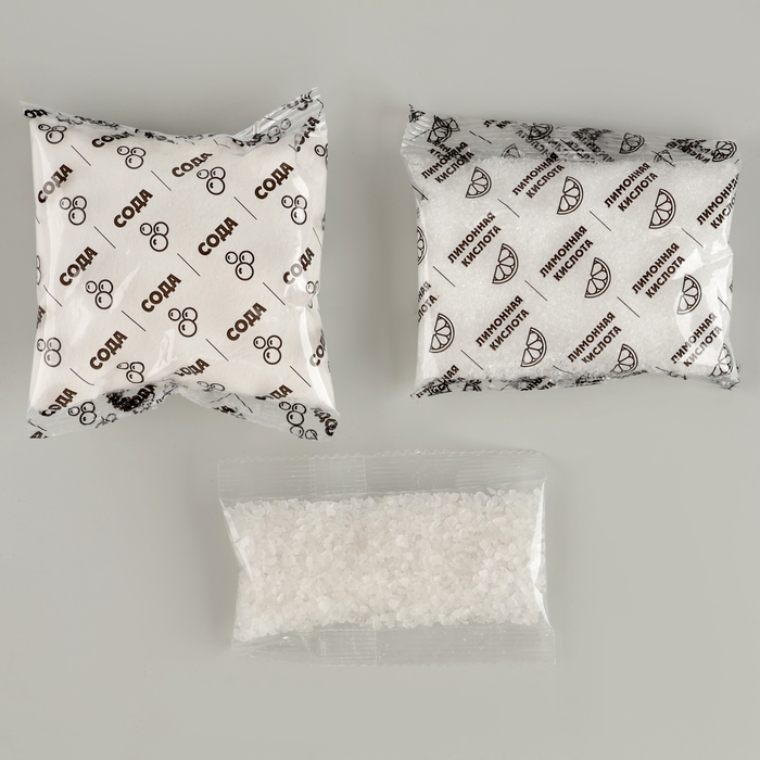 Мыло и бомбочка для ванн своими руками &laquo;Змея с Дедушкой Морозом&raquo;, символ года 2025, новогодний набор для творчества