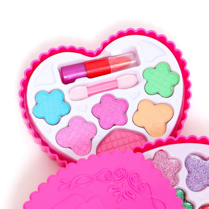 Набор косметики для девочки «Сердечко» Набор косметики для девочки «Сердечко»