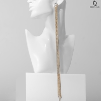 Серьги висячие со стразами &laquo;Водопад&raquo; овал 3 нити, цвет белый в золоте, 32 см