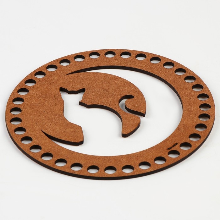 Донышко для вязания резное &laquo;Кошка на луне&raquo;, круг 15 см, хдф 3 мм