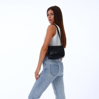 Сумка женская на молнии, цвет чёрный