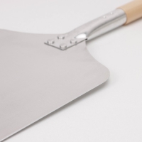 Лопата для пиццы из нержавеющей стали &laquo;Общепит&raquo;, 83&times;23&times;2 см, полотно 23&times;26 см, толщина 1,5 мм