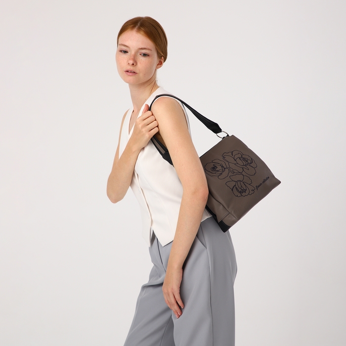 Сумка женская Сумка женская "Золотой Дождь" на молнии, цвет коричневый/чёрный