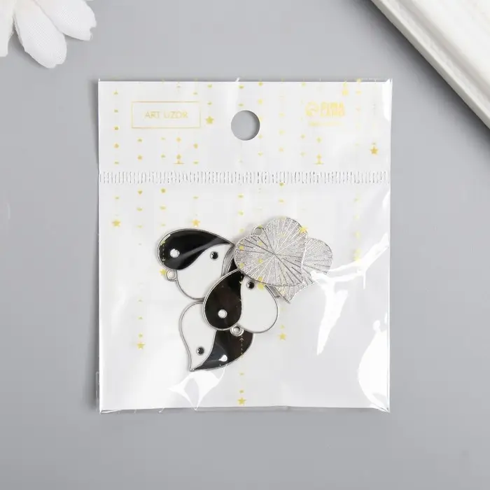 Металлический элемент, декоративная подвеска &laquo;Арт Узор. Инь-ян сердце&raquo;, эмаль, серебро, 2.1&times;1.9 см