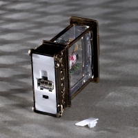 Светодиодная фигура &laquo;Фонарь со снеговиком&raquo; 7.6 &times; 13.5 &times; 3.2 см, пластик, блёстки, батарейки AG13х3 (в комплекте), свечение тёплое белое