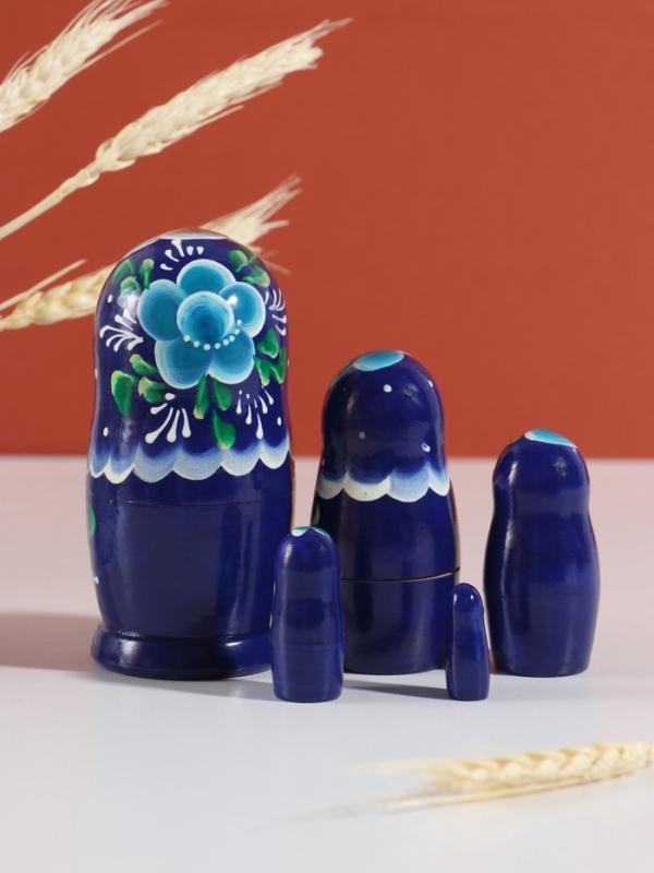 Матрёшка "Клава", голубое платье, 5-кукольная, 12 см