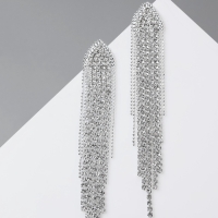 Серьги висячие со стразами &laquo;Вечное сияние&raquo; медуза, цвет белый в серебре