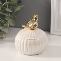 Шкатулка керамика "Пташка на пуфике" белый перламутр 8,2х8,2х10 см