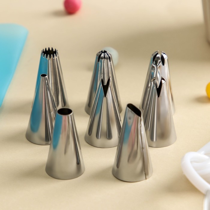 Набор кондитерский &laquo;Норма&raquo;, 13 предметов: щипцы, 8 насадок, кондитерский мешок, адаптер, мерные ложки, кондитерский гвоздь