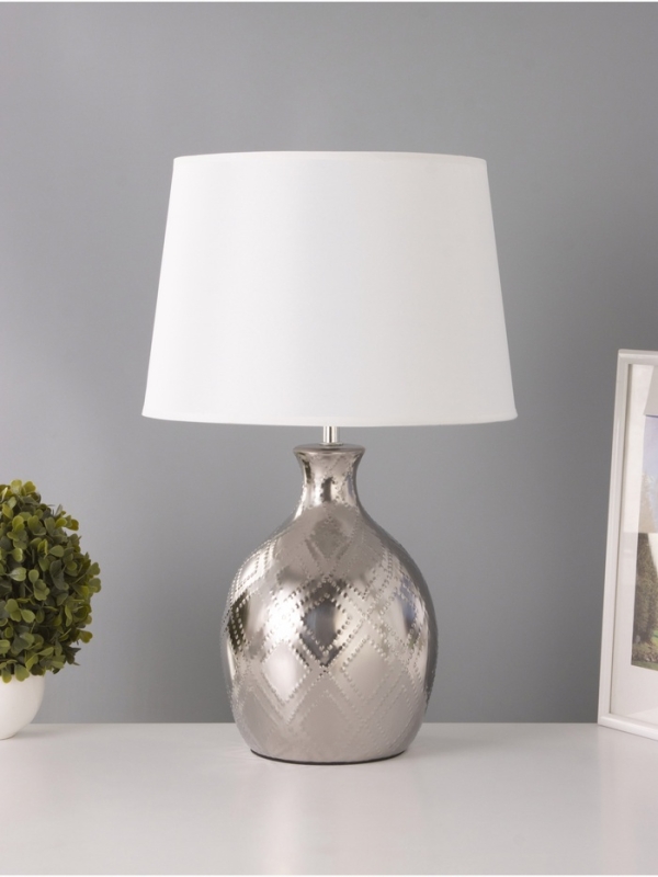 Настольная лампа "Чиппер" 1х15Вт Е14 серебро 30х30х47см