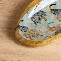 Блюдо в форме рыбки "Мудрый слон" дерево манго 25,5х10х2 см