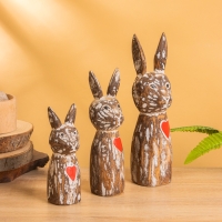 Набор сувенирный "Зайцы с сердечком" дерево, h - 25,20 и 15 см, цв. коричневый