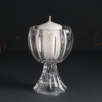 Подсвечник стекло на 1 свечу d=3 см "Перо птицы" прозрачный 8х8х11 см Подсвечник стекло на 1 свечу d=3 см "Перо птицы" прозрачный 8х8х11 см