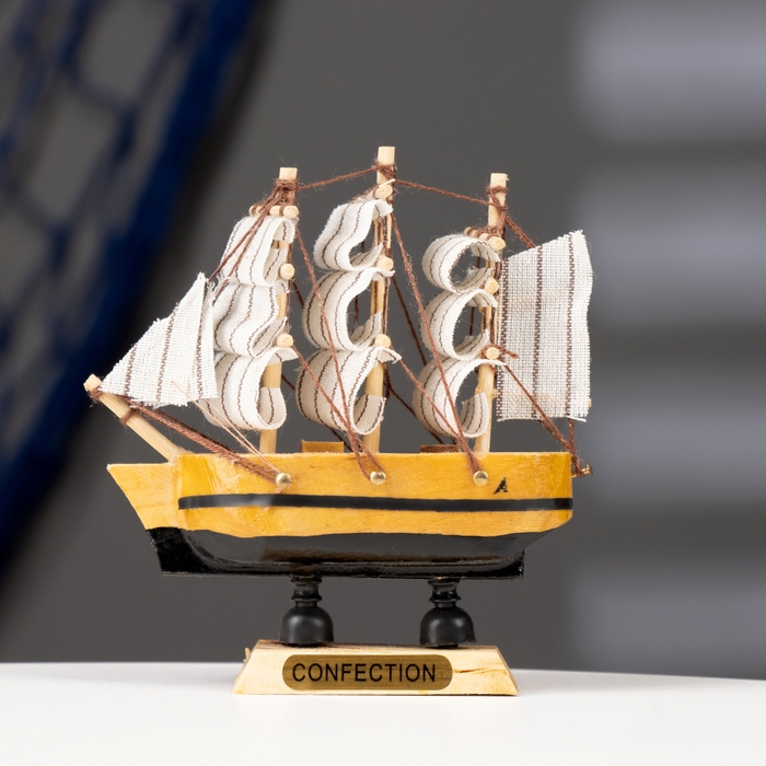 Корабль сувенирный малый &laquo;Ла Фудр&raquo;, 3&times;10&times;10 см
