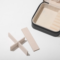 Органайзер для хранения украшений &laquo;Шкатулка портативная&raquo;, 10,5&times;10,5&times;5см, цвет черный