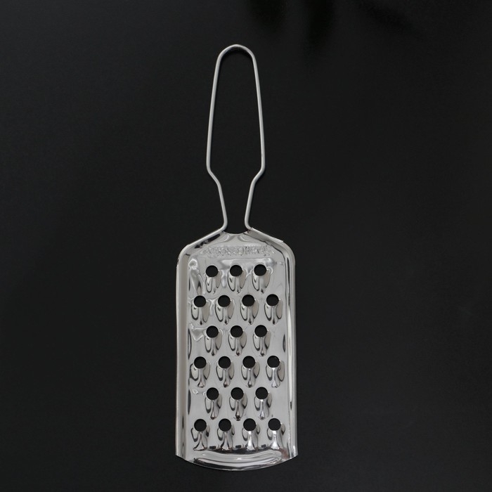 Тёрка для сыра крупная Доляна &laquo;Помощник&raquo;, с ручкой, 21&times;5,5 см, цвет серебристый