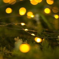 Гирлянда «Нить» 20 м роса, IP44, серебристая нить, 200 LED, свечение жёлтое, 2 режима, солнечная батарея Гирлянда «Нить» 20 м роса, IP44, серебристая нить, 200 LED, свечение жёлтое, 2 режима, солнечная батарея