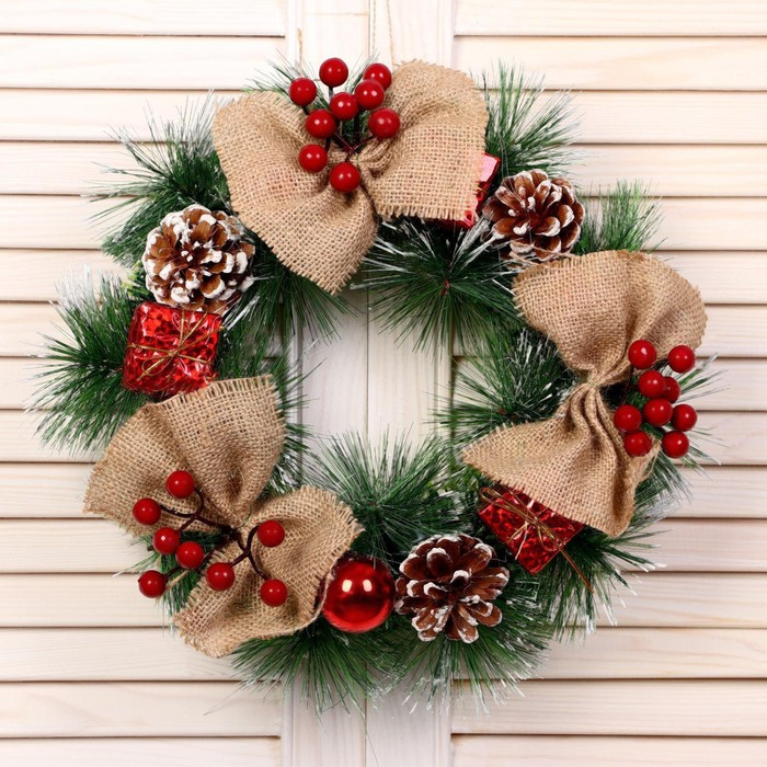 Венок новогодний d-30 см "Кантри стиль"