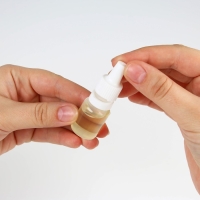 Набор &laquo;Отвлекись от суеты&raquo;, подвеска деревянная с пропиткой и ароматизатор, 10 мл