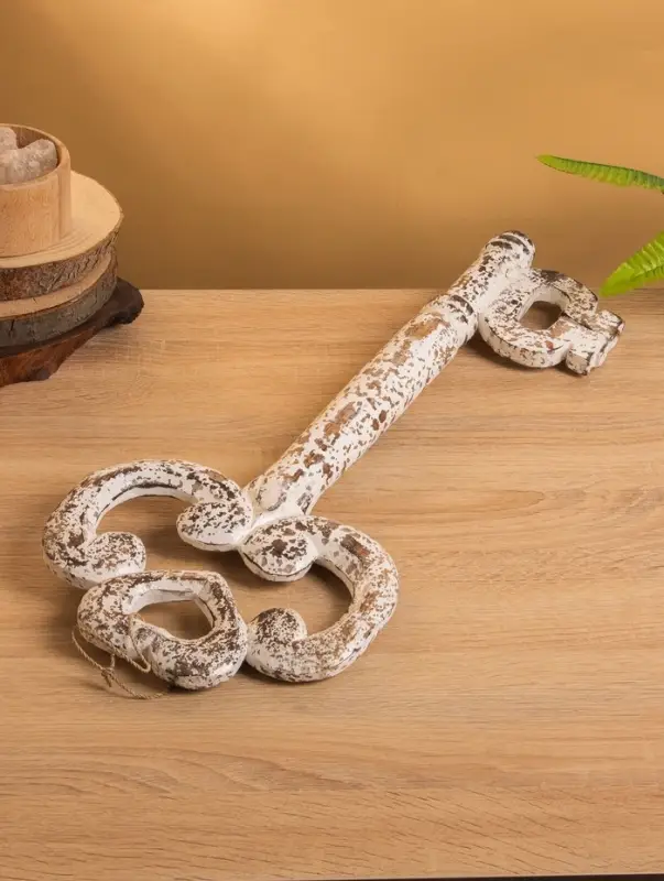 Сувенир &laquo;Ключ от счастья&raquo;, 55&times;4&times;22 см, дерево