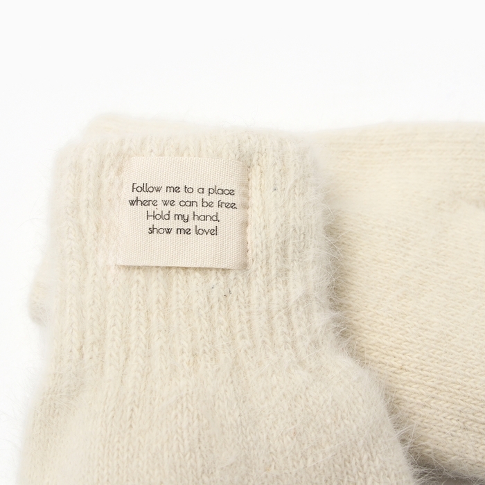 Варежки женские MIST с шерстью кролика, р-р 22 см, цв. молочный Варежки женские MIST с шерстью кролика, р-р 22 см, цв. молочный