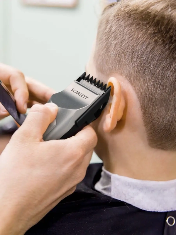 Машинка для стрижки волос SC-160 аккумулятор