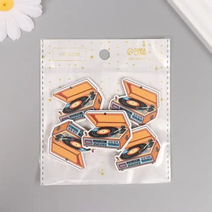 Декор для творчества дерево "Музыкальный проигрыватель" 3,1х3,8х0,3 см