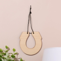 Подкова &laquo;На счастье и удачу&raquo;, на веревочке, 7&times;8 см, береста