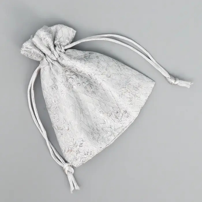 Мешочек подарочный парча &laquo;Серебро&raquo;, 10 х 12 см +/- 1.5 см