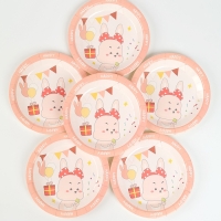 Набор бумажной посуды "Счастливый зайка", набор 12 шт. Набор бумажной посуды "Счастливый зайка", набор 12 шт.