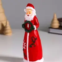 Сувенир полистоун "Дед Мороз в красном кафтане с венком/домиком" МИКС 5х4,5х14 см