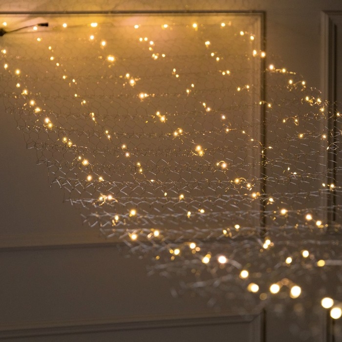 Гирлянда &laquo;Звёздное небо&raquo; 1 &times; 5 м роса, IP44, УМС, серебристая нить, 300 LED, свечение тёплое белое