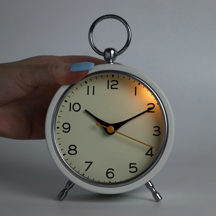 Часы - будильник настольные Часы - будильник настольные "Снежный", с подсветкой, d-11 см