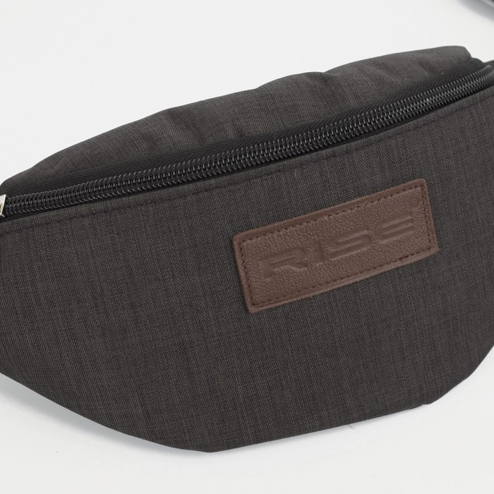 Сумка поясная на молнии, цвет чёрный