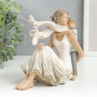 Сувенир полистоун "Мама с сыном" 14х8,5х16 см