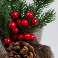 Фигура светодиодная &laquo;Елочка и ягоды&raquo; 25 x19 x7 см, 10 LED, батарейки AG13x3 (в комплекте), свечение тёплое белое