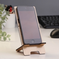 Подставка под телефон &laquo;Любимой маме&raquo;, 7&times;8&times;15 см