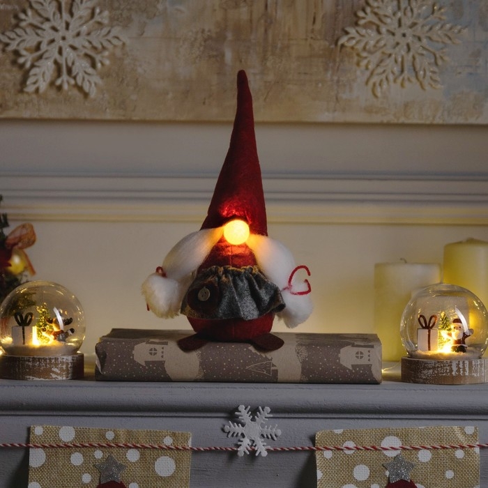 Светодиодная фигура «Гном красный в колпаке» 12 × 22 × 11 см, текстиль, батарейки AG10х3 (в комплекте), свечение тёплое белое Светодиодная фигура «Гном красный в колпаке» 12 × 22 × 11 см, текстиль, батарейки AG10х3 (в комплекте), свечение тёплое белое