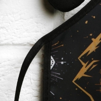 Подарочный набор &laquo;Мужество имеет значение&raquo;: кухонный фартук и прихватка